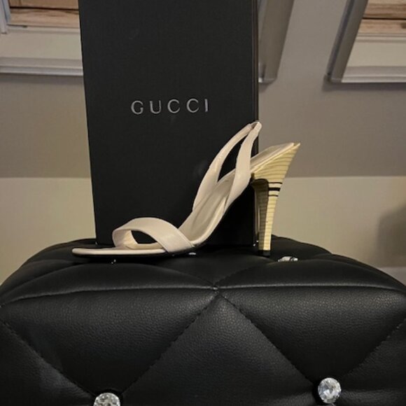 Like NEW Gucci Sling Back Sandals, Size 6.5. Beige - Picture 2 of 5